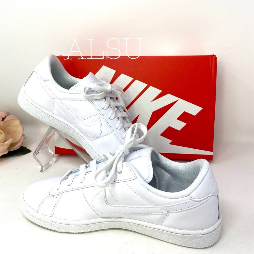 🎄 SANTA’S DEAL 🎄 Nike Tennis Classic Leather White Women's AUTHENTIC Size 9.5 - Picture 4 of 8